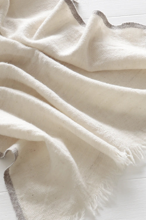 Handwoven Domkhar Pashmina Stole in natural undyed pashmina