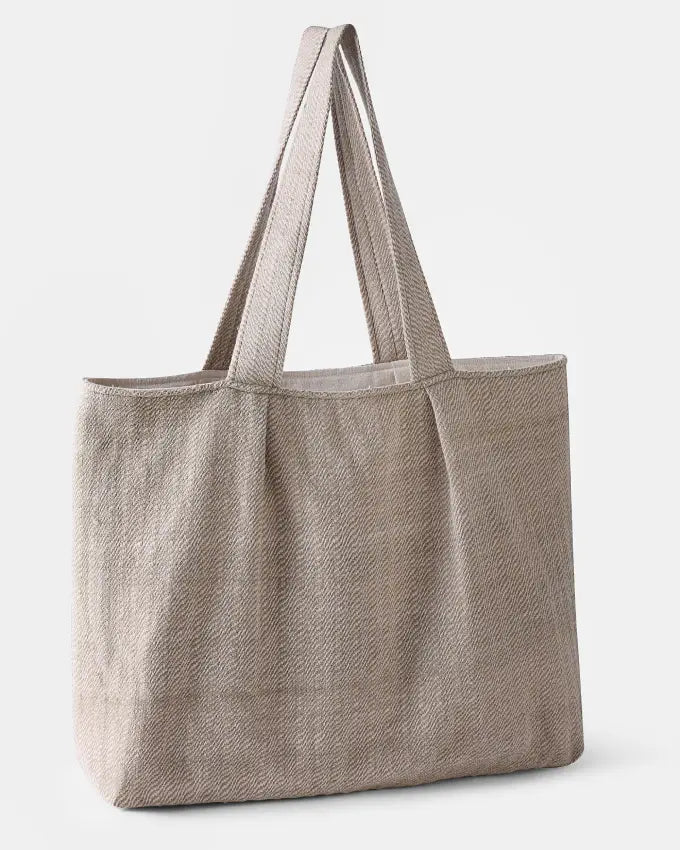 Lobta Tote Bag showcasing natural undyed and walnut husk–dyed wool weave