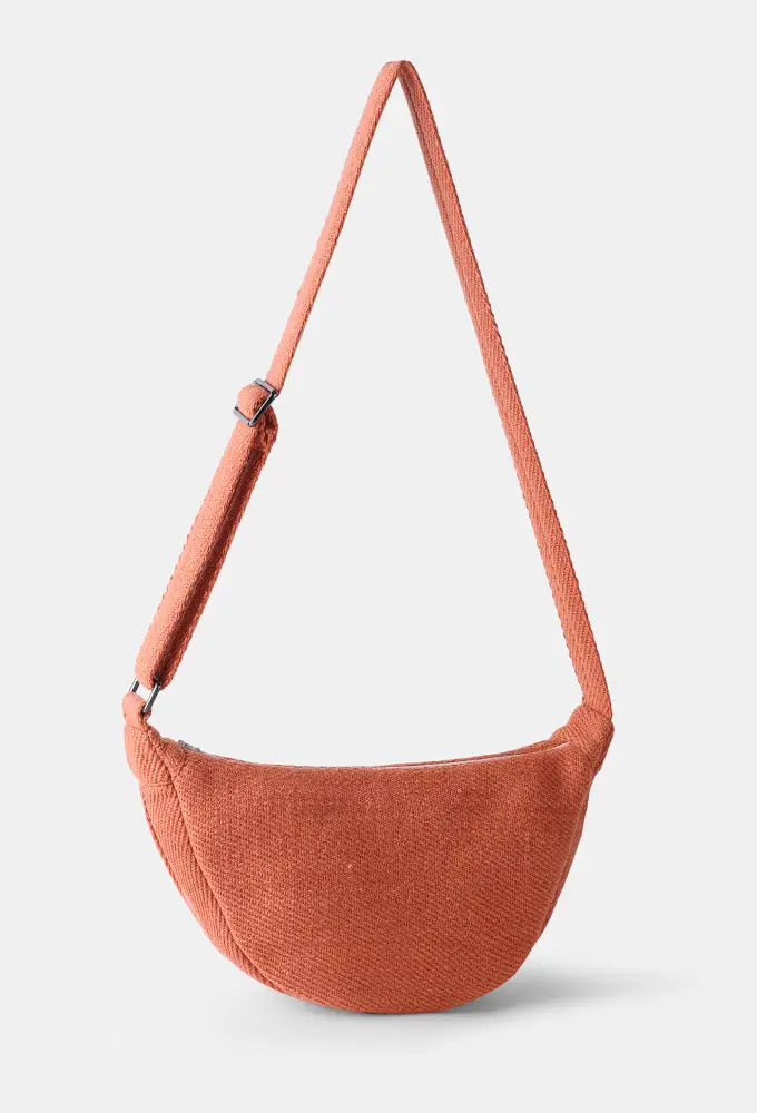 Manjis Crossbody Bag in natural wool with madder-dyed orange-red tones