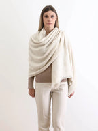 Natural white Umla Pashmina Shawl in undyed pure pashmina fibre